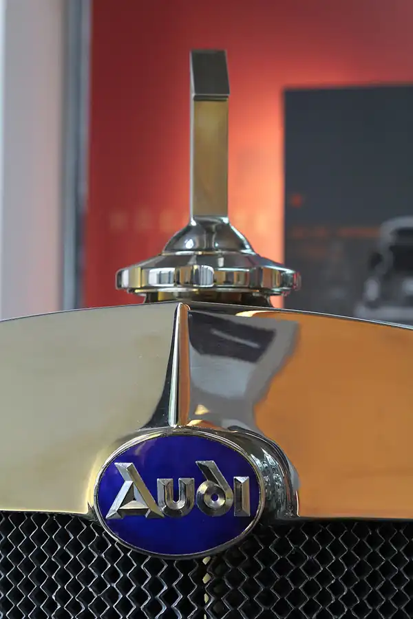 015 | 2013 | Zwickau | August Horch Museum | © carsten riede fotografie