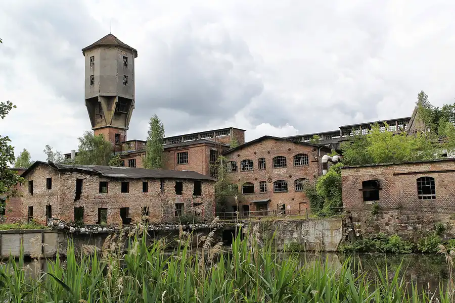 002 | 2013 | Eberswalde | Papierfabrik Wolfswinkel | © carsten riede fotografie