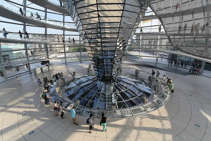009 | 2013 | Berlin | Reichstag – Deutscher Bundestag | Reichstagskuppel | © carsten riede fotografie