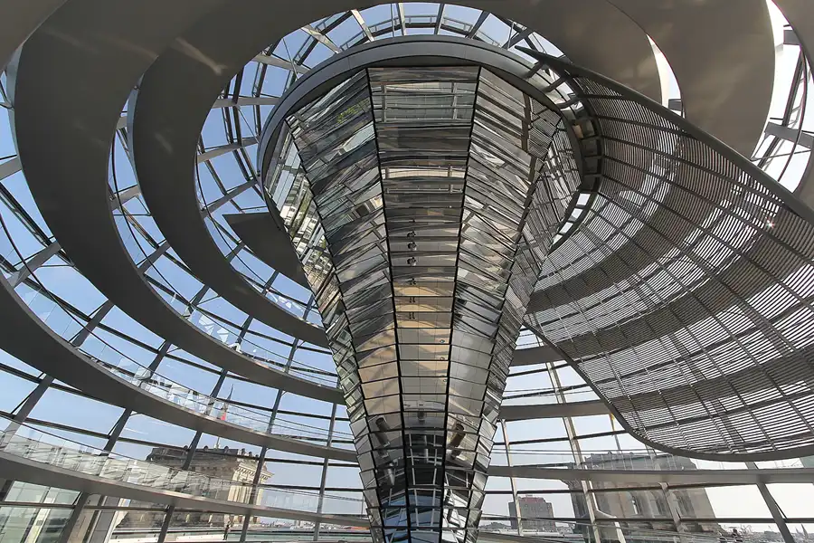023 | 2013 | Berlin | Reichstag – Deutscher Bundestag | Reichstagskuppel | © carsten riede fotografie