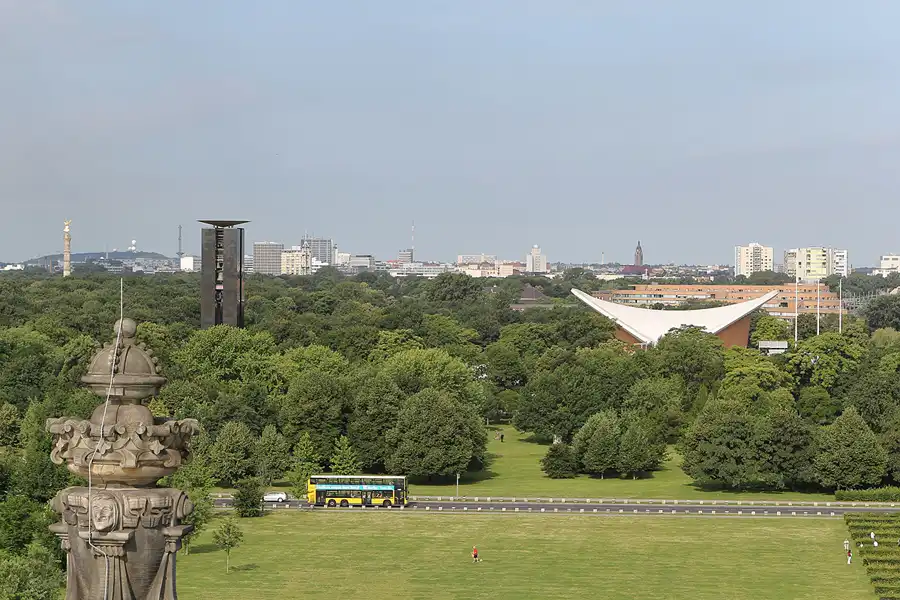 051 | 2013 | Berlin | Reichstag – Deutscher Bundestag | Blick von der Dachterrasse | © carsten riede fotografie