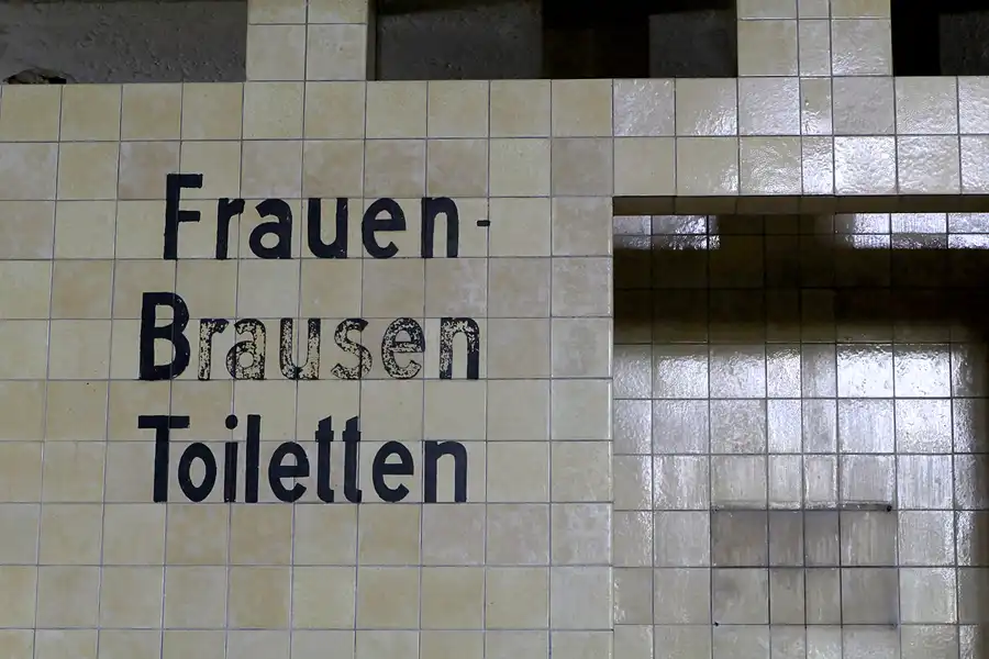 047 | 2013 | Berlin | Stadtbad Lichtenberg – Hubertusbad | © carsten riede fotografie