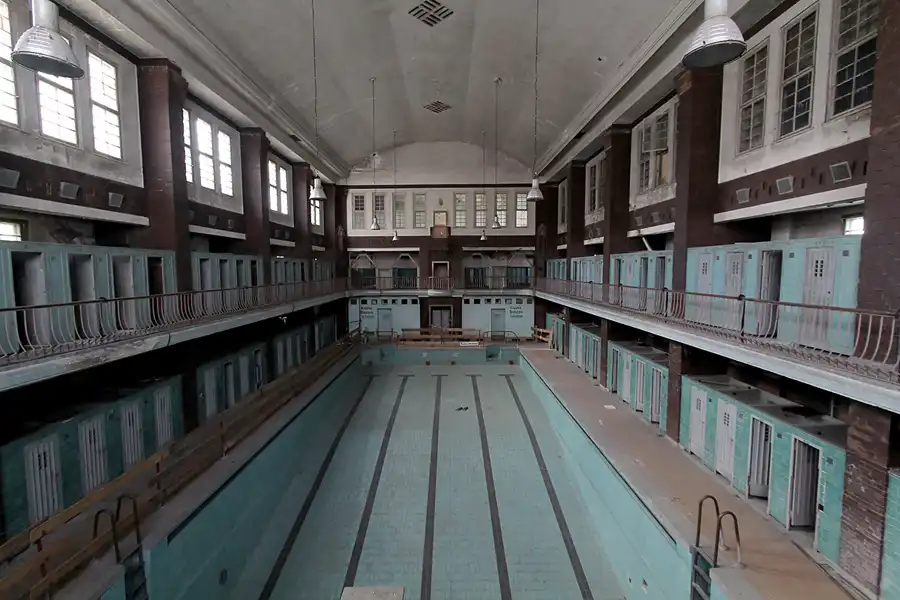 084 | 2013 | Berlin | Stadtbad Lichtenberg – Hubertusbad | © carsten riede fotografie