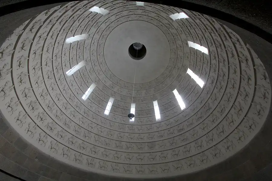 026 | 2013 | Leipzig | Völkerschlachtdenkmal | © carsten riede fotografie