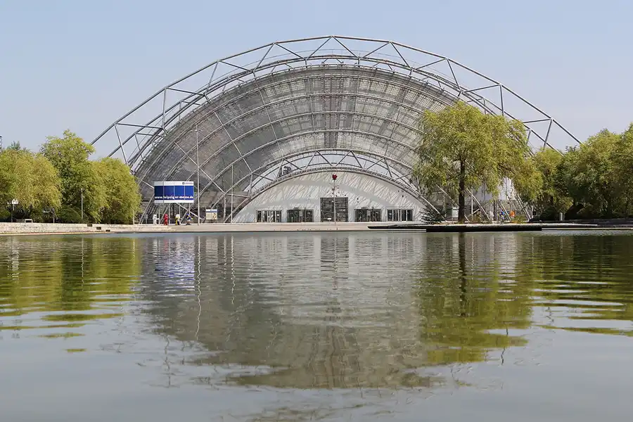 041 | 2013 | Leipzig | Messegelände | © carsten riede fotografie