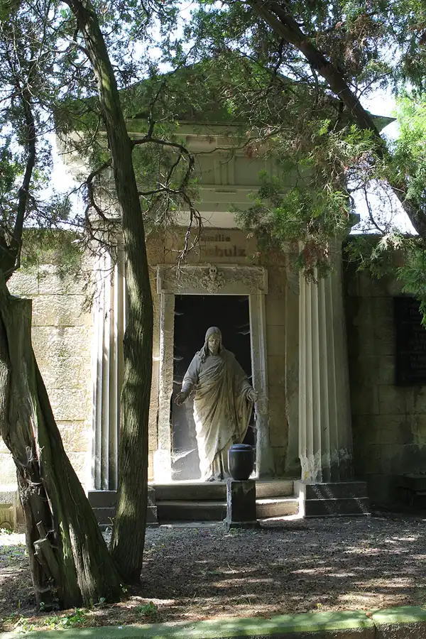 057 | 2013 | Leipzig | Südfriedhof | © carsten riede fotografie