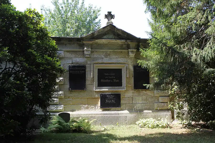 059 | 2013 | Leipzig | Südfriedhof | © carsten riede fotografie