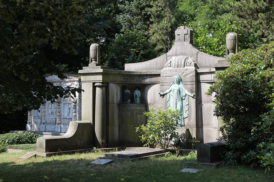 031 | 2013 | Leipzig | Südfriedhof | © carsten riede fotografie