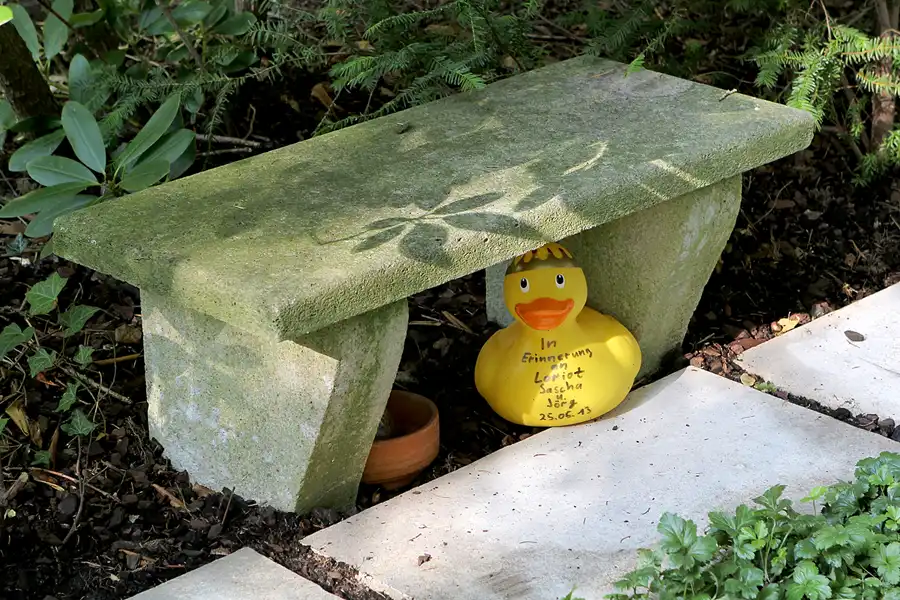 008 | 2013 | Berlin | Waldfriedhof Heerstrasse – Ruhestätte Loriot | © carsten riede fotografie