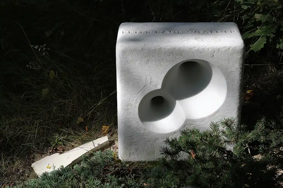 033 | 2013 | Berlin | Waldfriedhof Heerstrasse | © carsten riede fotografie