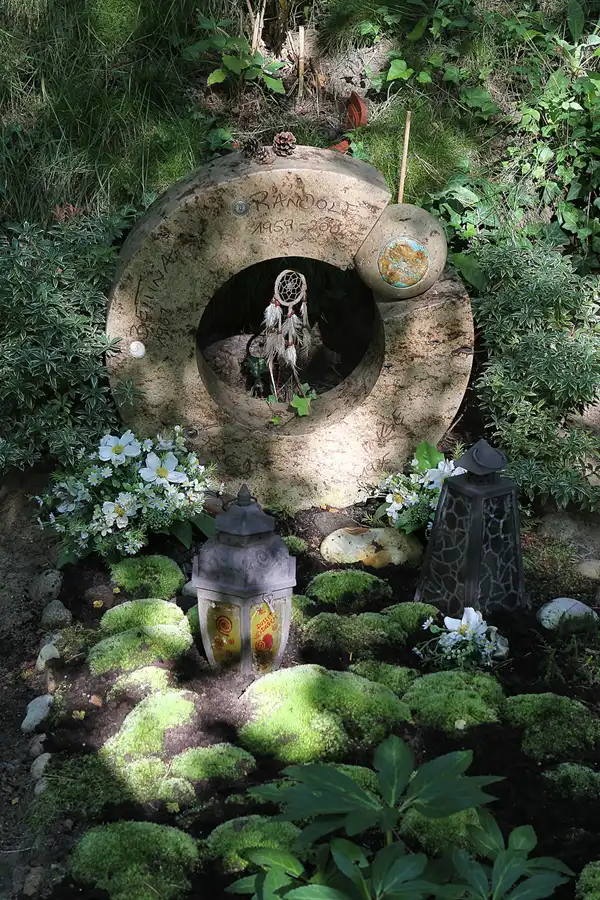 036 | 2013 | Berlin | Waldfriedhof Heerstrasse | © carsten riede fotografie