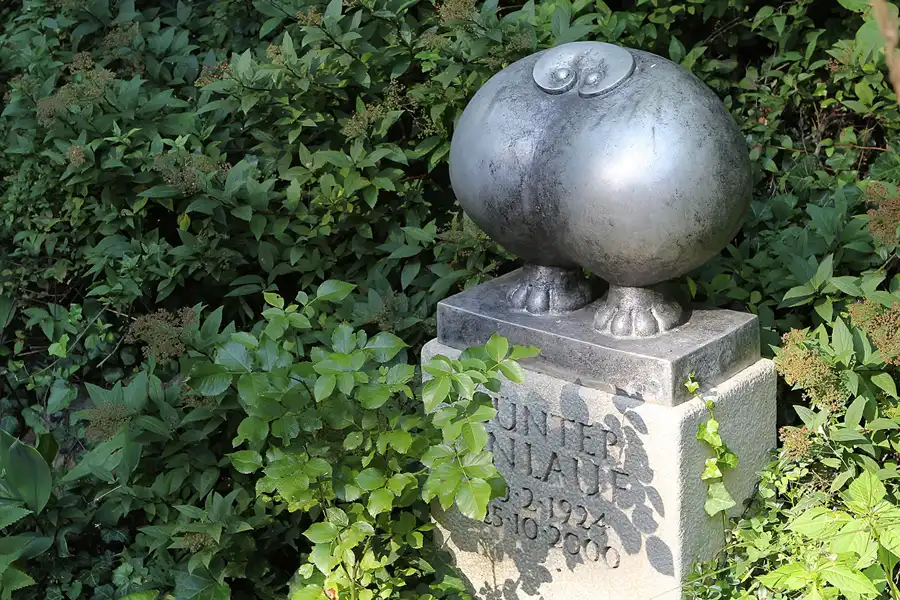 041 | 2013 | Berlin | Waldfriedhof Heerstrasse | © carsten riede fotografie