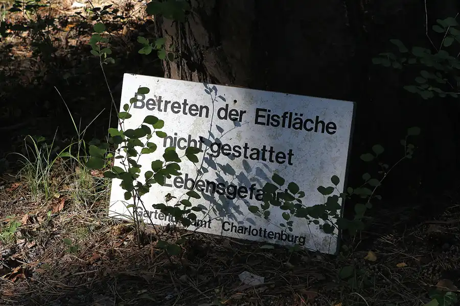 044 | 2013 | Berlin | Waldfriedhof Heerstrasse | © carsten riede fotografie