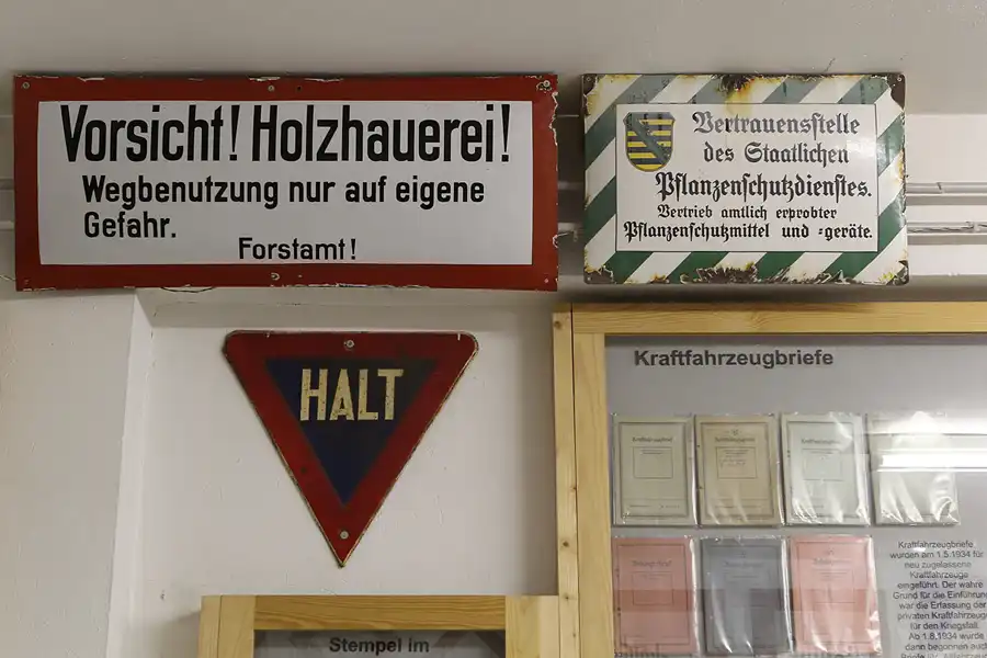 012 | 2013 | Grossolbersdorf | Internationales Museum für Nummernschilder, Verkehrs- und Zulassungsgeschichte | © carsten riede fotografie
