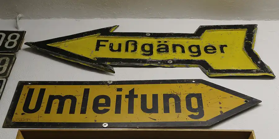 022 | 2013 | Grossolbersdorf | Internationales Museum für Nummernschilder, Verkehrs- und Zulassungsgeschichte | © carsten riede fotografie