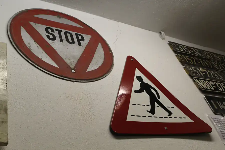 026 | 2013 | Grossolbersdorf | Internationales Museum für Nummernschilder, Verkehrs- und Zulassungsgeschichte | © carsten riede fotografie