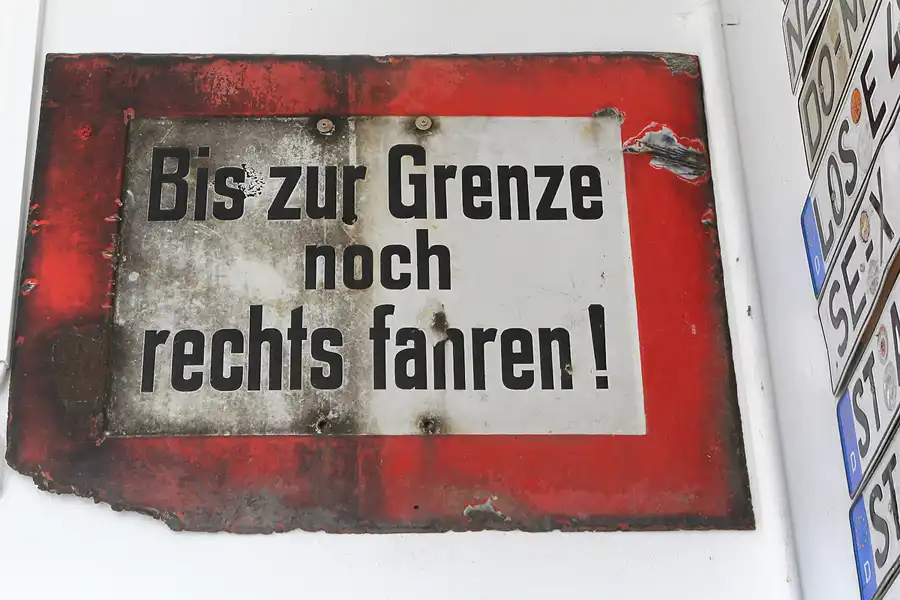 042 | 2013 | Grossolbersdorf | Internationales Museum für Nummernschilder, Verkehrs- und Zulassungsgeschichte | © carsten riede fotografie