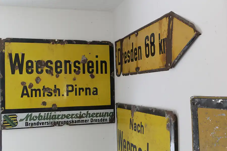 050 | 2013 | Grossolbersdorf | Internationales Museum für Nummernschilder, Verkehrs- und Zulassungsgeschichte | © carsten riede fotografie