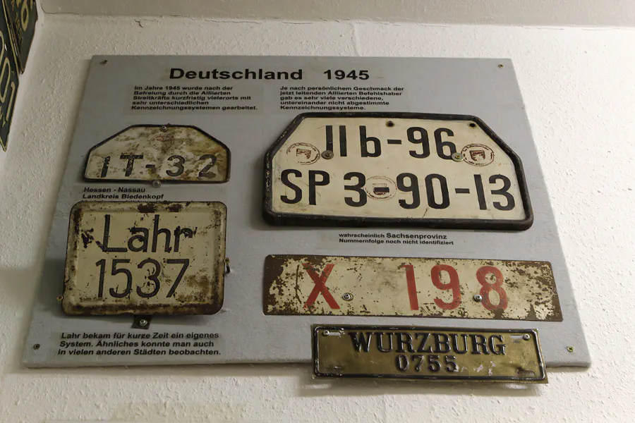 024 | 2013 | Grossolbersdorf | Internationales Museum für Nummernschilder, Verkehrs- und Zulassungsgeschichte | © carsten riede fotografie