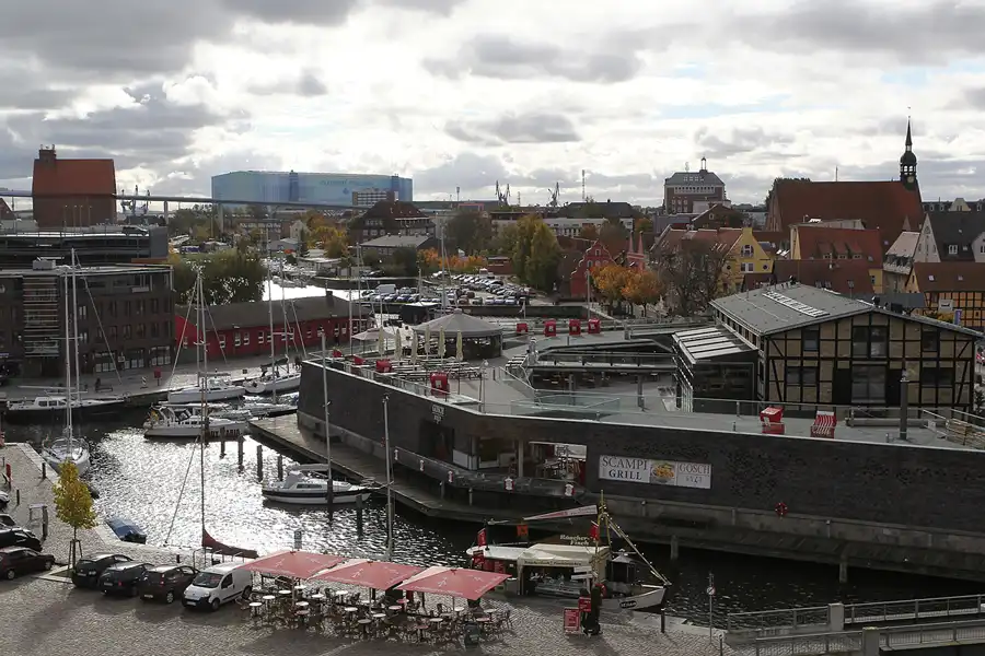022 | 2013 | Stralsund | Blick vom Ozeaneum | © carsten riede fotografie