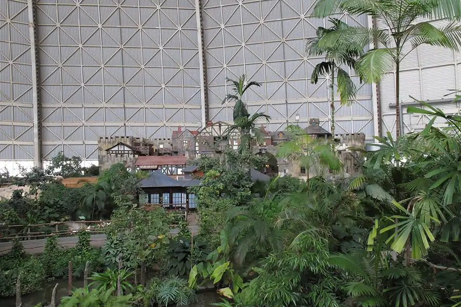 032 | 2014 | Brand | Tropical Islands | © carsten riede fotografie