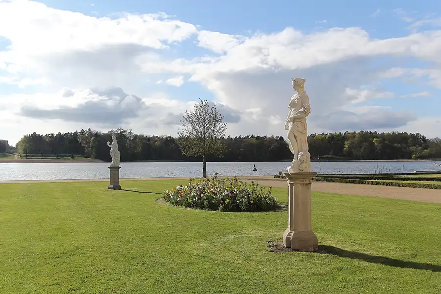 053 | 2014 | Rheinsberg | Schlosspark | © carsten riede fotografie