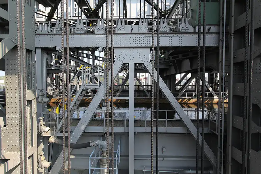 060 | 2014 | Niederfinow | Schiffshebewerk | © carsten riede fotografie