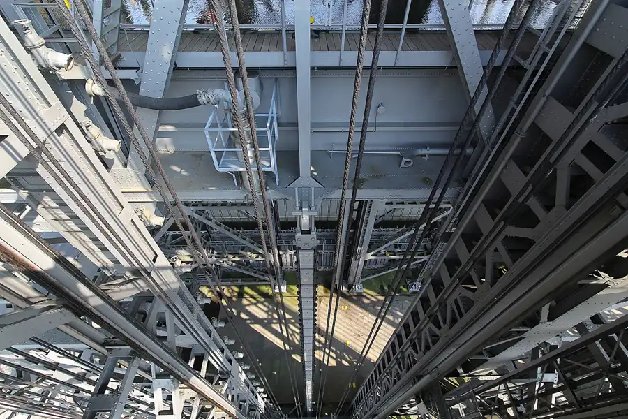 061 | 2014 | Niederfinow | Schiffshebewerk | © carsten riede fotografie