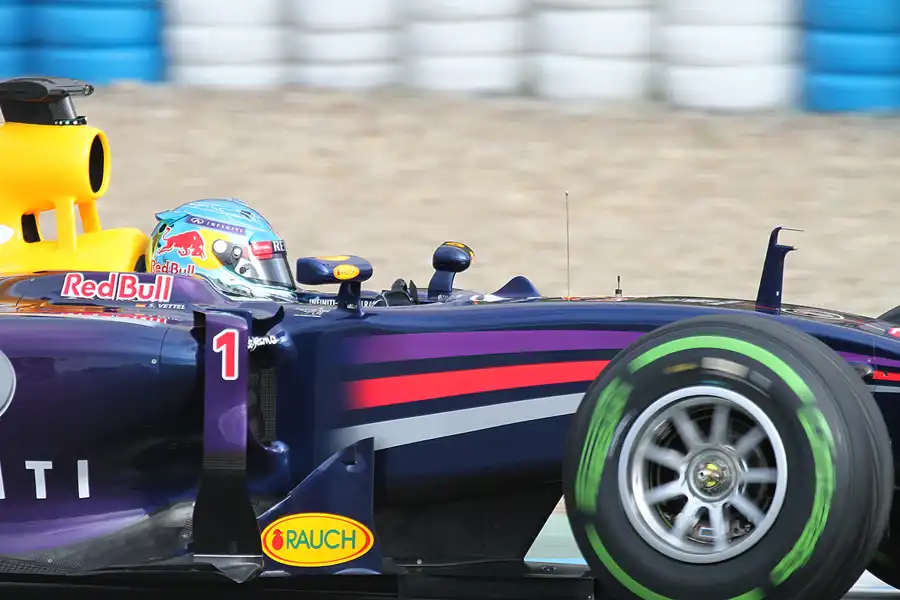 113 | 2014 | Jerez De La Frontera | Red Bull-Renault RB10 | Sebastian Vettel | © carsten riede fotografie