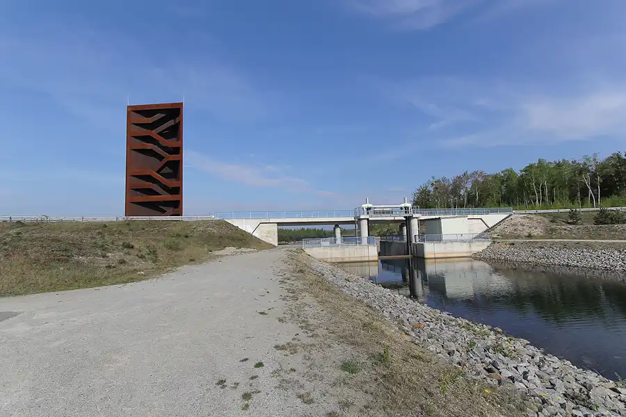 031 | 2014 | Sornoer Kanal | Rostiger Nagel | © carsten riede fotografie