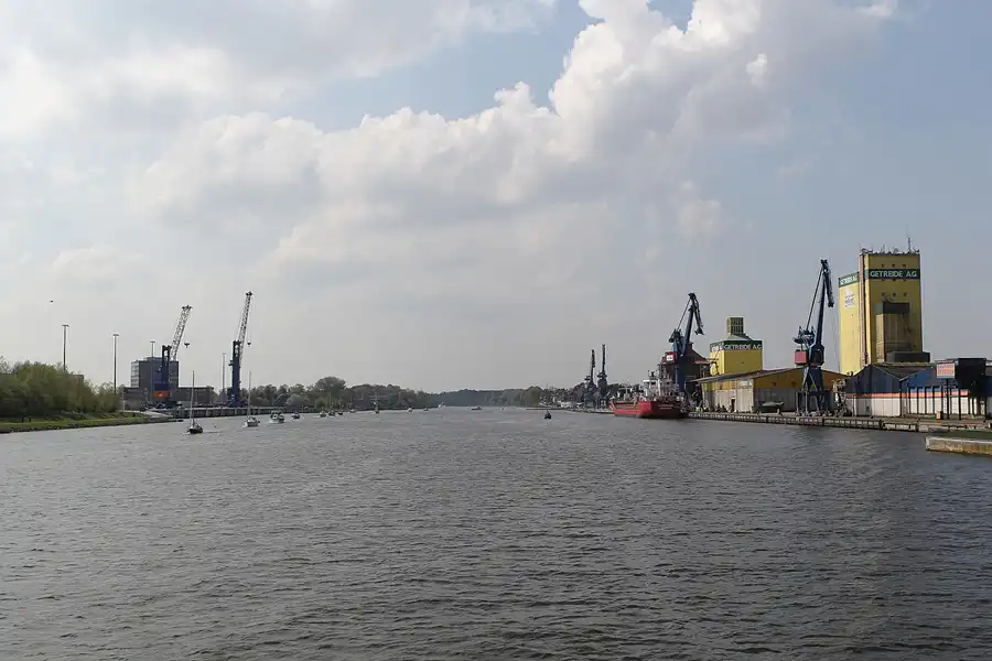 006 | 2014 | Rendsburg | Nord-Ostsee-Kanal | © carsten riede fotografie