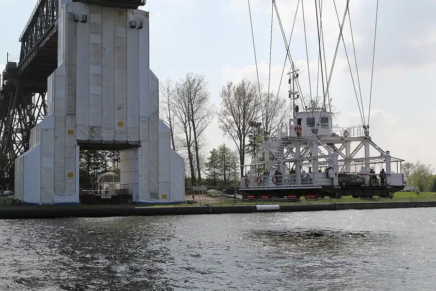 007 | 2014 | Rendsburg | Rendsburger Hochbrücke – Schwebefähre | © carsten riede fotografie