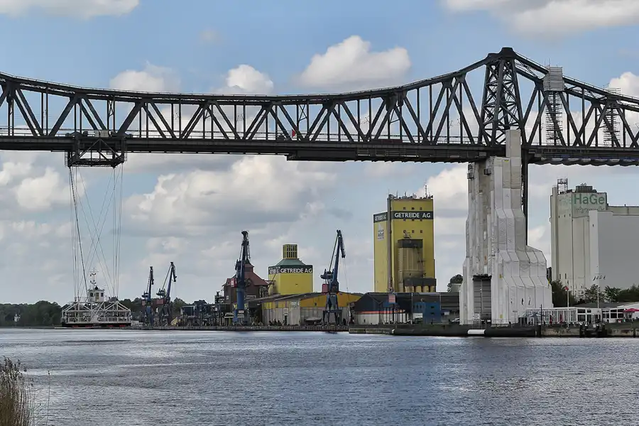 028 | 2014 | Rendsburg | Rendsburger Hochbrücke – Schwebefähre | © carsten riede fotografie