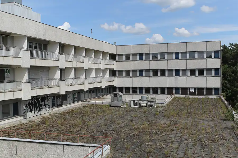 042 | 2014 | Berlin | Spezialklinik des Ministerrates der DDR | © carsten riede fotografie