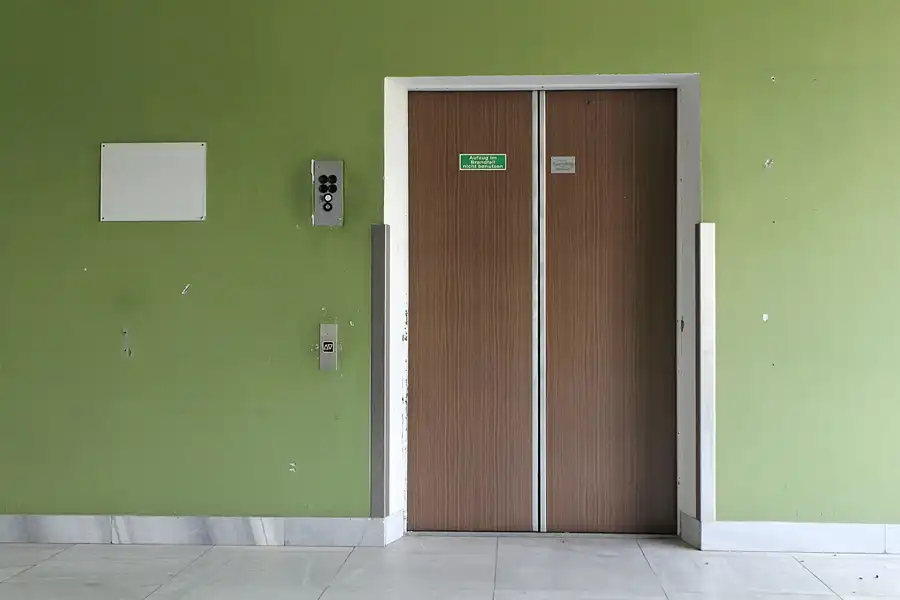 048 | 2014 | Berlin | Spezialklinik des Ministerrates der DDR | © carsten riede fotografie