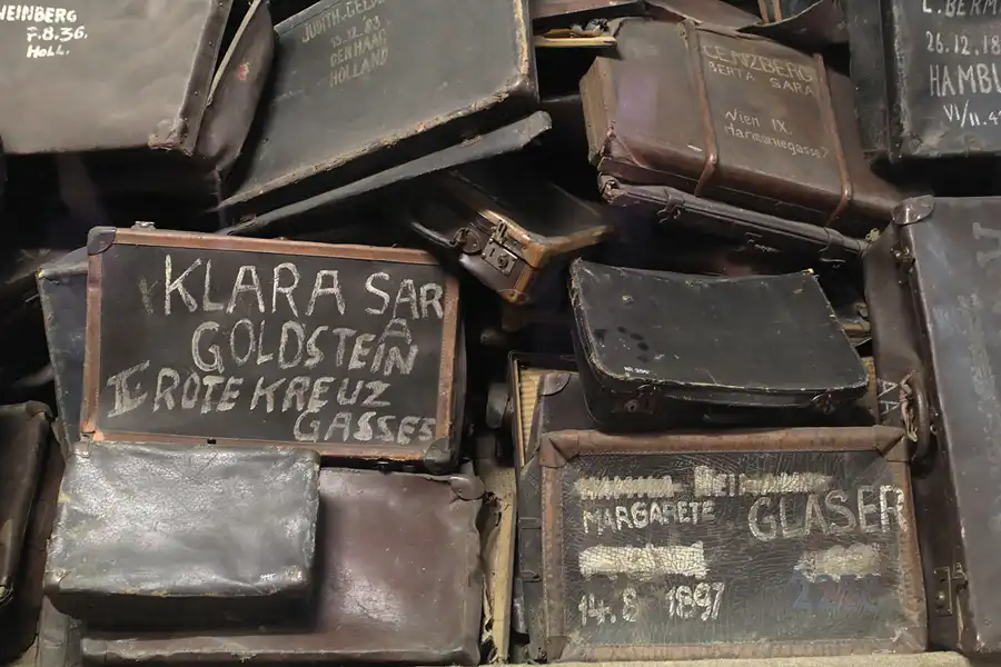 025 | 2014 | Auschwitz | Konzentrationslager Auschwitz I – Stammlager | © carsten riede fotografie