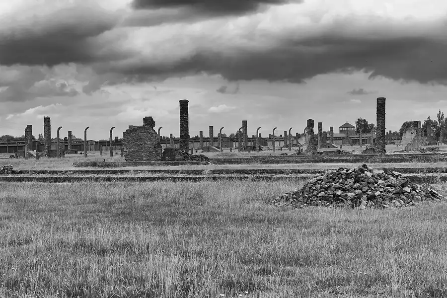 102 | 2014 | Auschwitz | Konzentrationslager Auschwitz II – Birkenau | © carsten riede fotografie