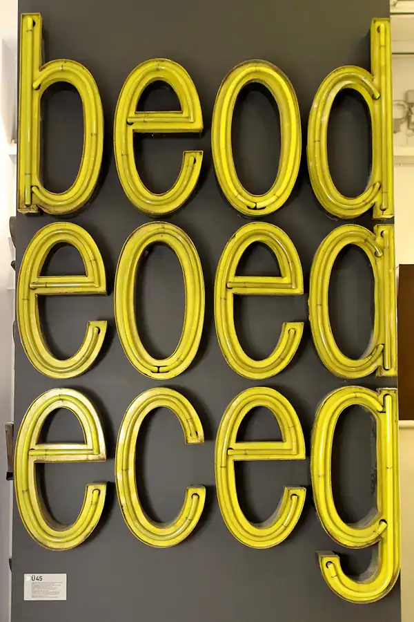 016 | 2014 | Berlin | Buchstabenmuseum | © carsten riede fotografie