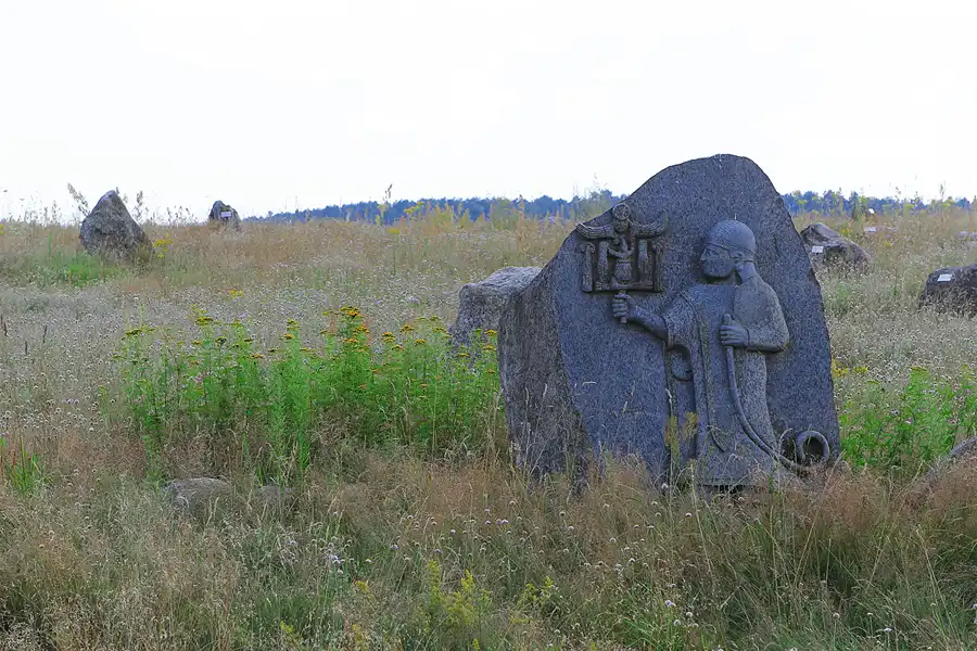 005 | 2014 | Henzendorf | Findlingspark | © carsten riede fotografie