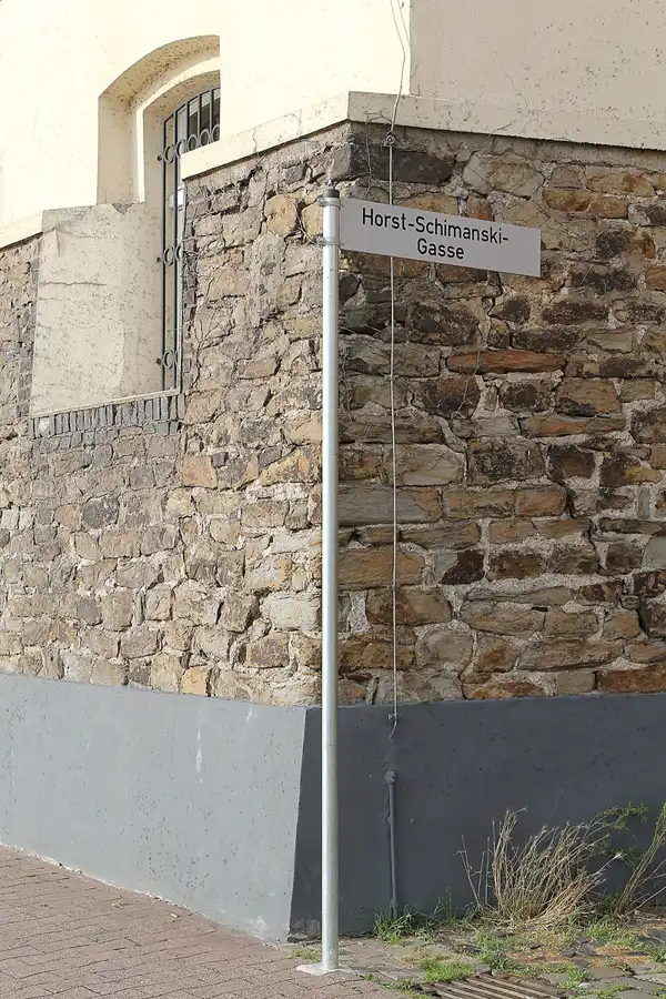 172 | 2014 | Duisburg | Horst-Schimanski-Gasse | © carsten riede fotografie