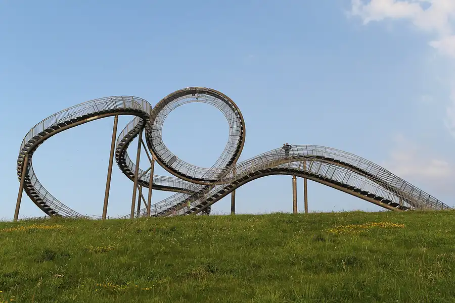 206 | 2014 | Duisburg | Tiger and Turtle – Magic Mountain | © carsten riede fotografie