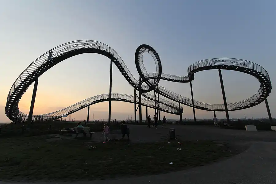 217 | 2014 | Duisburg | Tiger and Turtle – Magic Mountain | © carsten riede fotografie