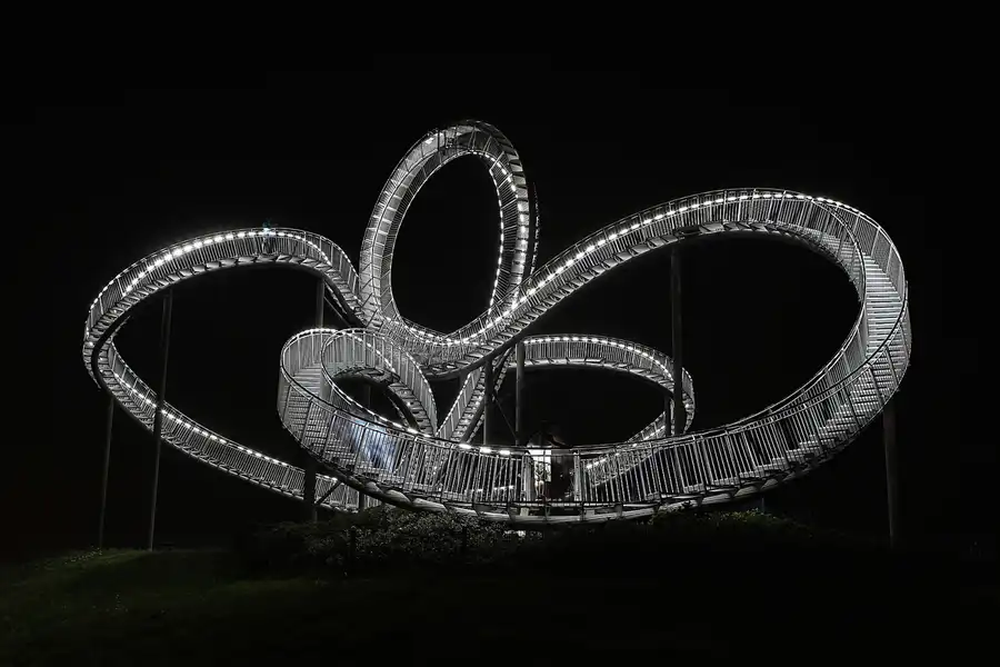 224 | 2014 | Duisburg | Tiger and Turtle – Magic Mountain | © carsten riede fotografie