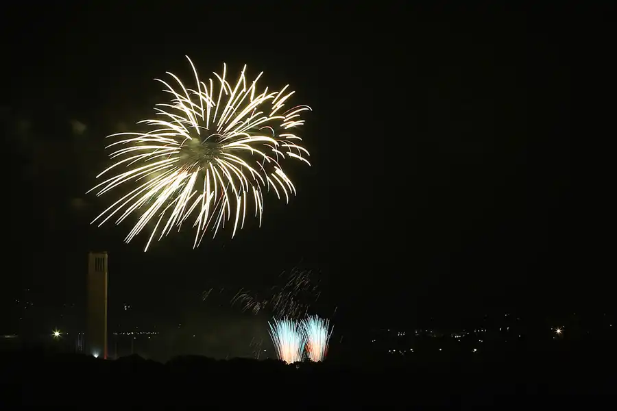 005 | 2014 | Berlin | Pyronale – Team Italien – Blick von der Field Station Teufelsberg | © carsten riede fotografie