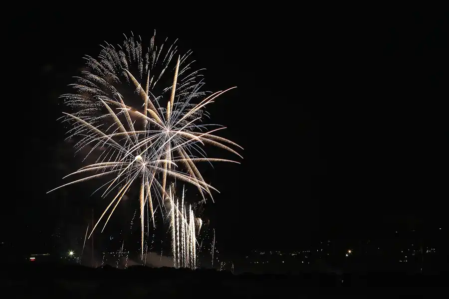 096 | 2014 | Berlin | Pyronale – Citroen Feuerwerksshow – Blick von der Field Station Teufelsberg | © carsten riede fotografie