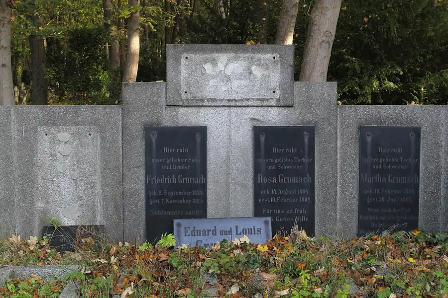 019 | 2014 | Berlin | Jüdischer Friedhof Berlin-Weissensee | © carsten riede fotografie