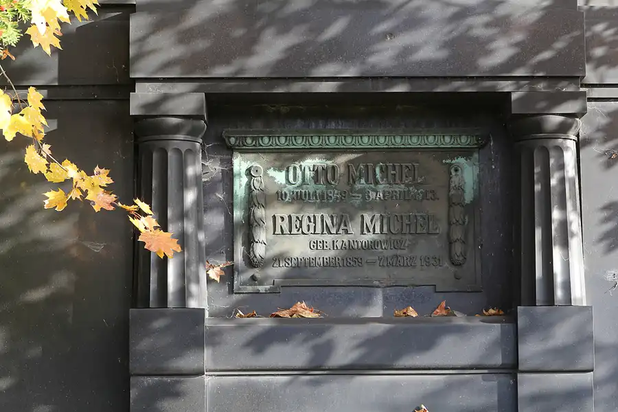 034 | 2014 | Berlin | Jüdischer Friedhof Berlin-Weissensee | © carsten riede fotografie