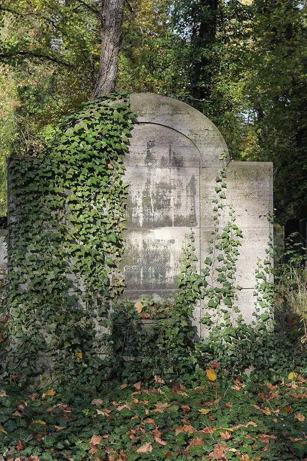 065 | 2014 | Berlin | Jüdischer Friedhof Berlin-Weissensee | © carsten riede fotografie