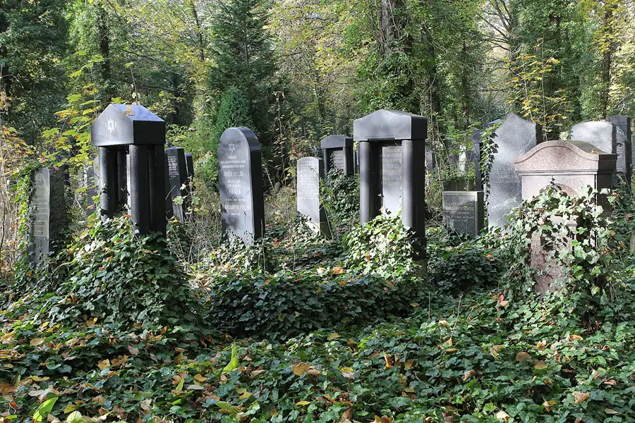 071 | 2014 | Berlin | Jüdischer Friedhof Berlin-Weissensee | © carsten riede fotografie