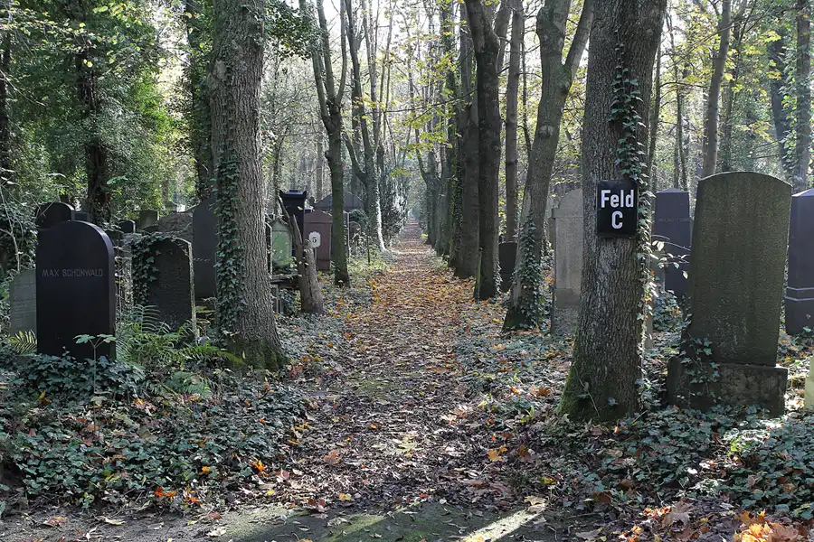 092 | 2014 | Berlin | Jüdischer Friedhof Berlin-Weissensee | © carsten riede fotografie